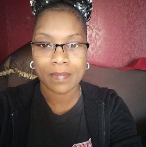 Meet your Posher, Ivory